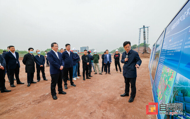 范波督导长盈精密轻量化材料及精密结构件生产基地项目建设情况.jpg