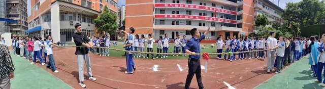 6822aed8882f3.jpg
