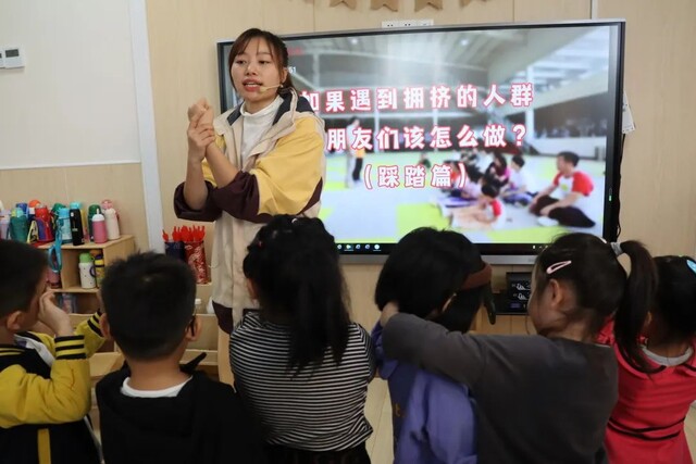 自救动作 (4).jpg