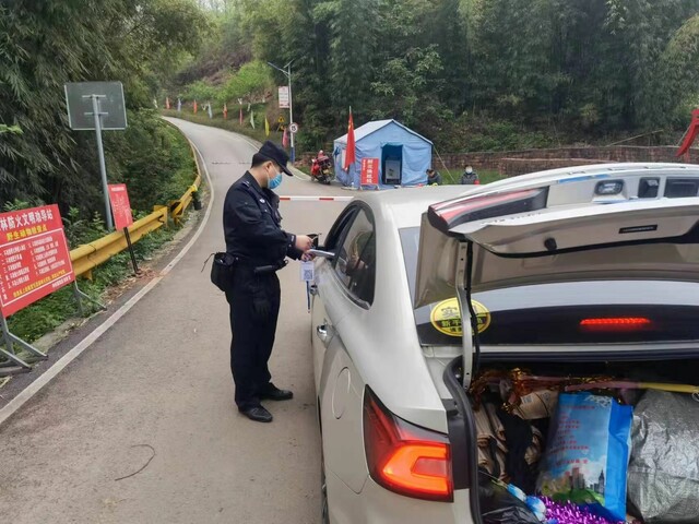 仲权2.jpg