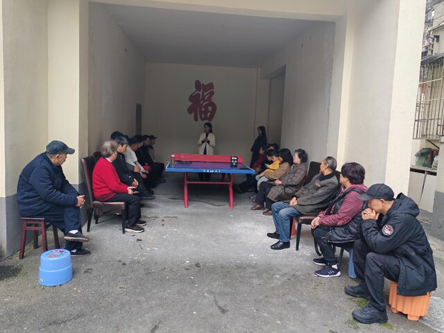 谢玉楠参加社区坝坝会 受访者供图.jpg