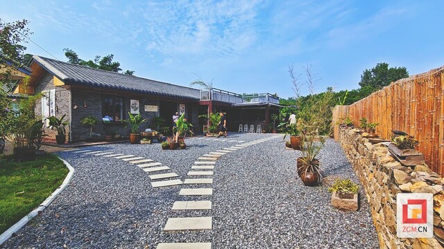 1、花园村依托沱江流域沿岸的环境治理成效，打造出“红豆小苑”等多个乡村游网红打卡地（自贡融媒记者 芶思摄）.jpg